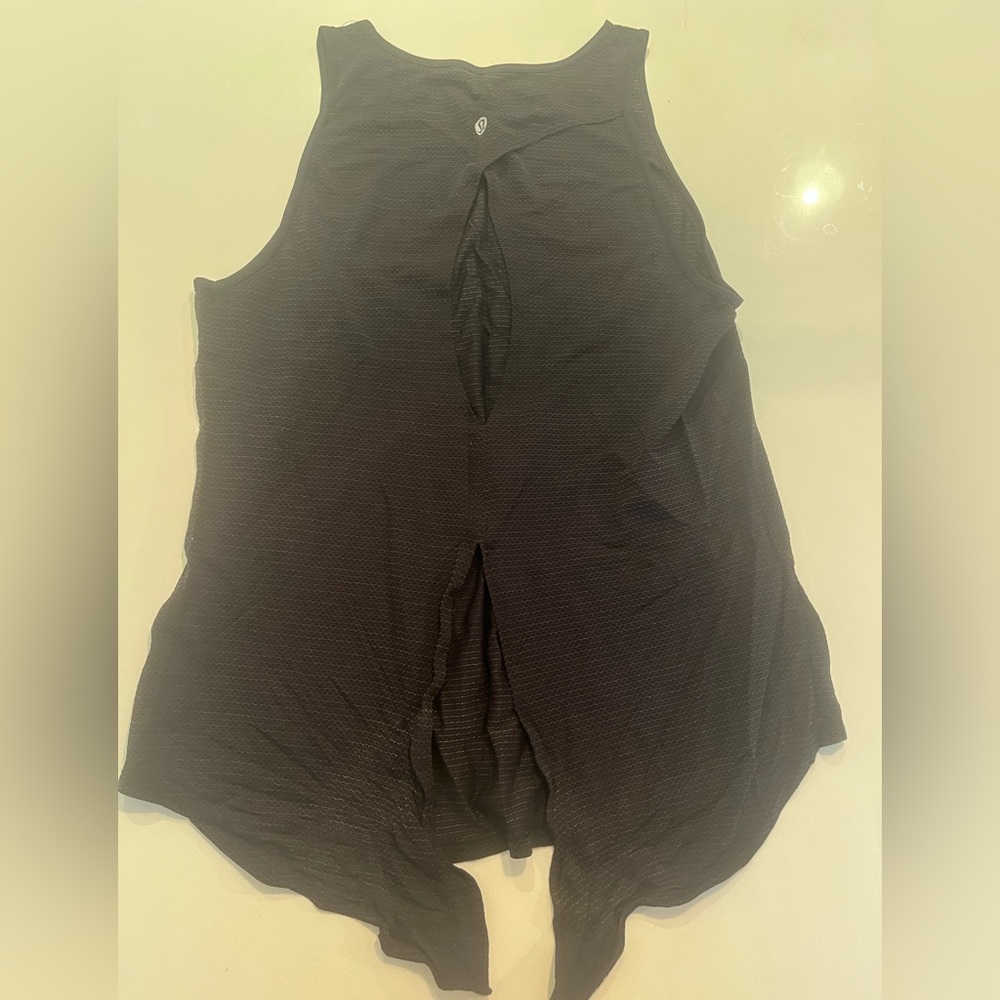 Lululemon tank top